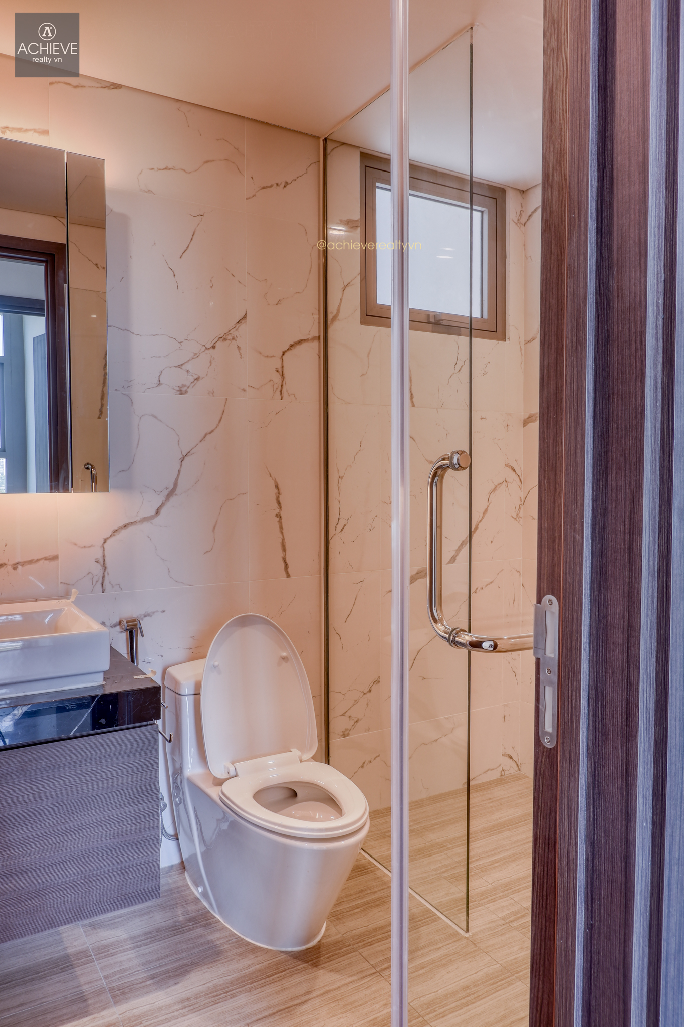 Cho thuê căn hộ Empire City tháp Linden Residences 2 phòng ngủ nội thất cơ bản 93.2m2 T2B.X.05 EC039