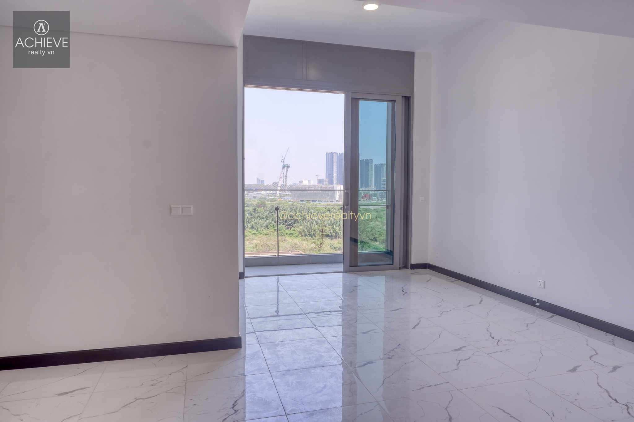 Cho thuê căn hộ Empire City tháp Linden Residences 2 phòng ngủ nội thất cơ bản 93.2m2 T2B.X.05 EC039
