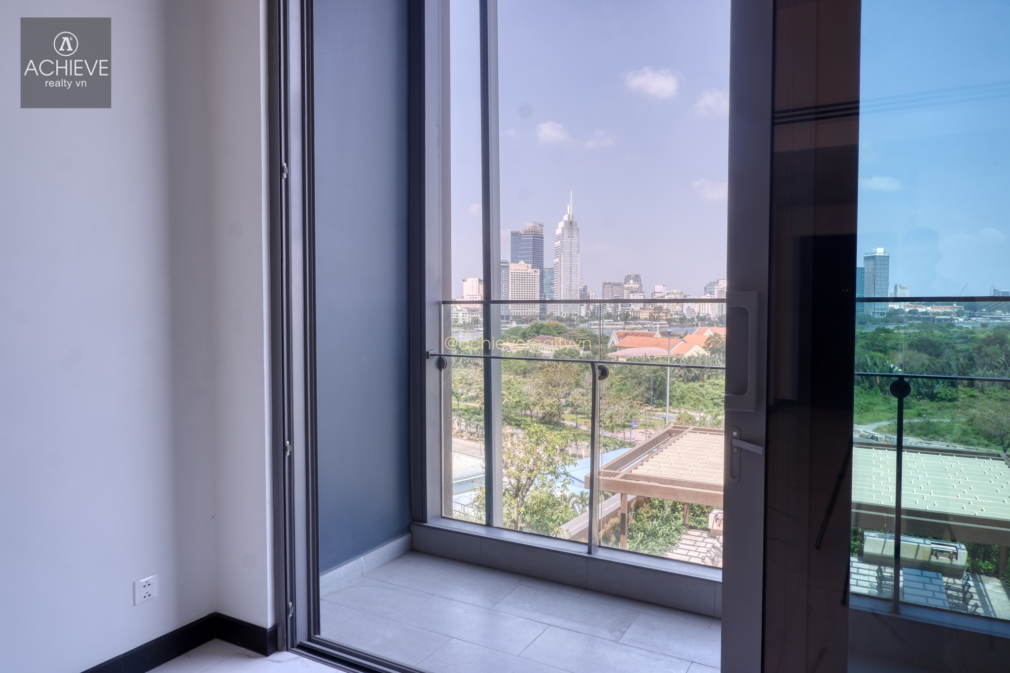 Cho thuê căn hộ Empire City tháp Linden Residences 2 phòng ngủ nội thất cơ bản 93.2m2 T2B.X.05 EC039