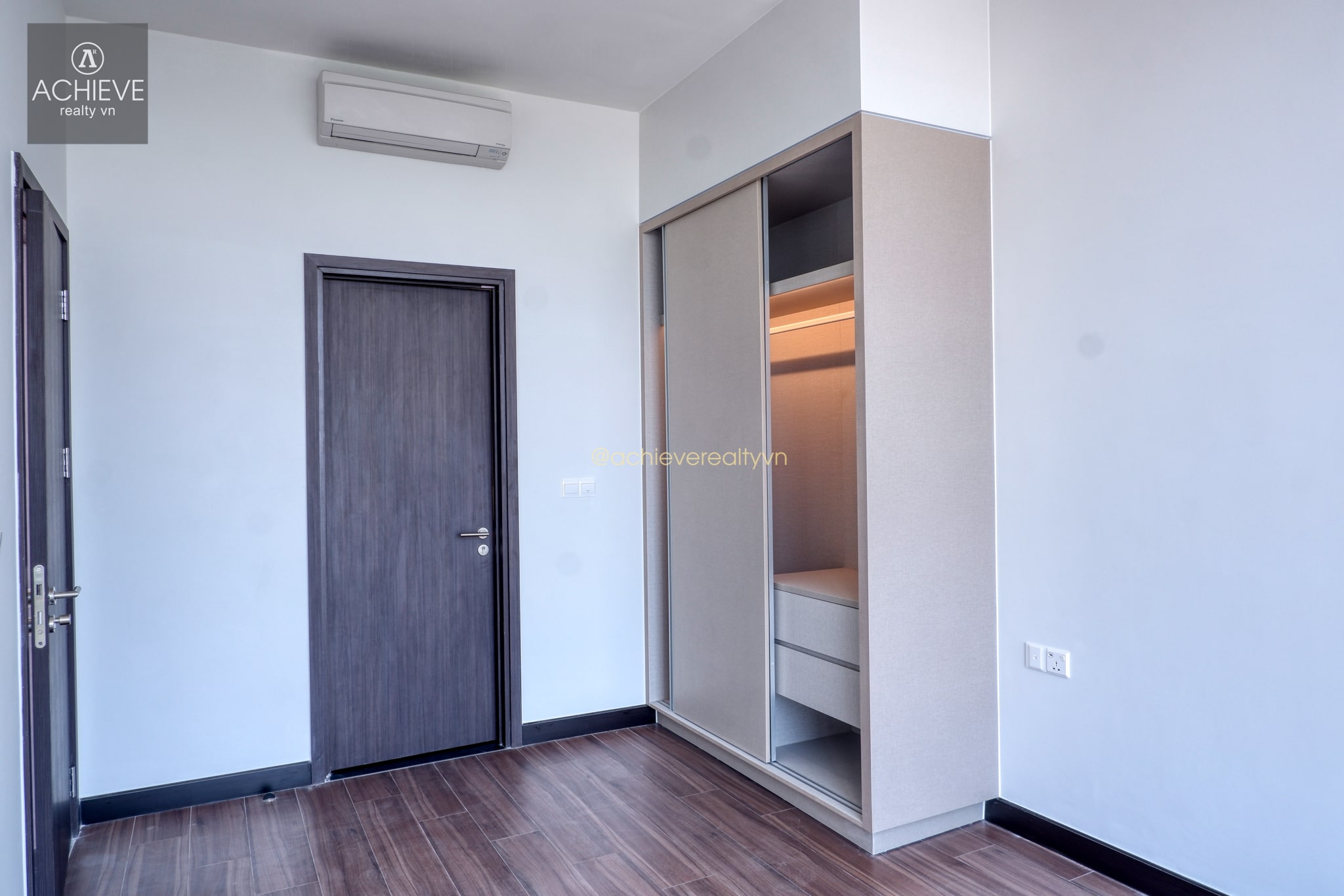 Bán 1 phòng ngủ Empire City Thủ Thiêm tháp Linden Residences 64.2 m2 - T1A.1x.04  EC043