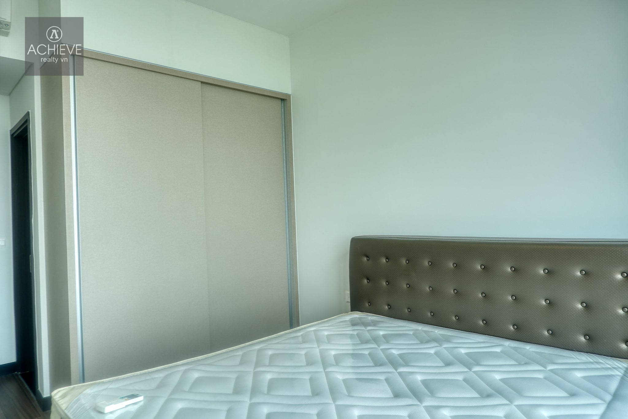 Cho thuê căn hộ Empire City tháp Linden Residences 2 phòng ngủ full nội thất 93.2m2 T1A.2x.02 EC058