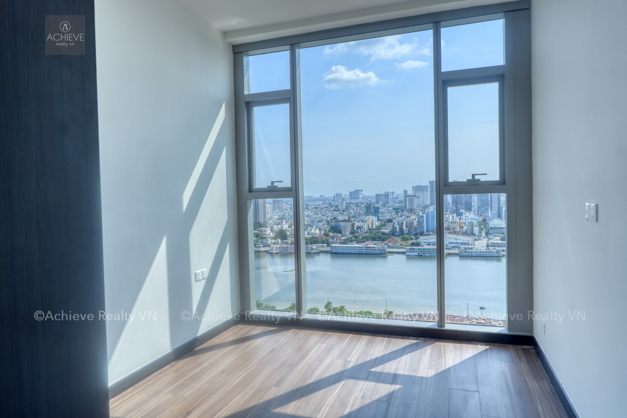 Cho thuê căn hộ Empire City tháp Tilia Residences 3 phòng ngủ nội thất cơ bản 127 m2 T2C.X.08 EC057