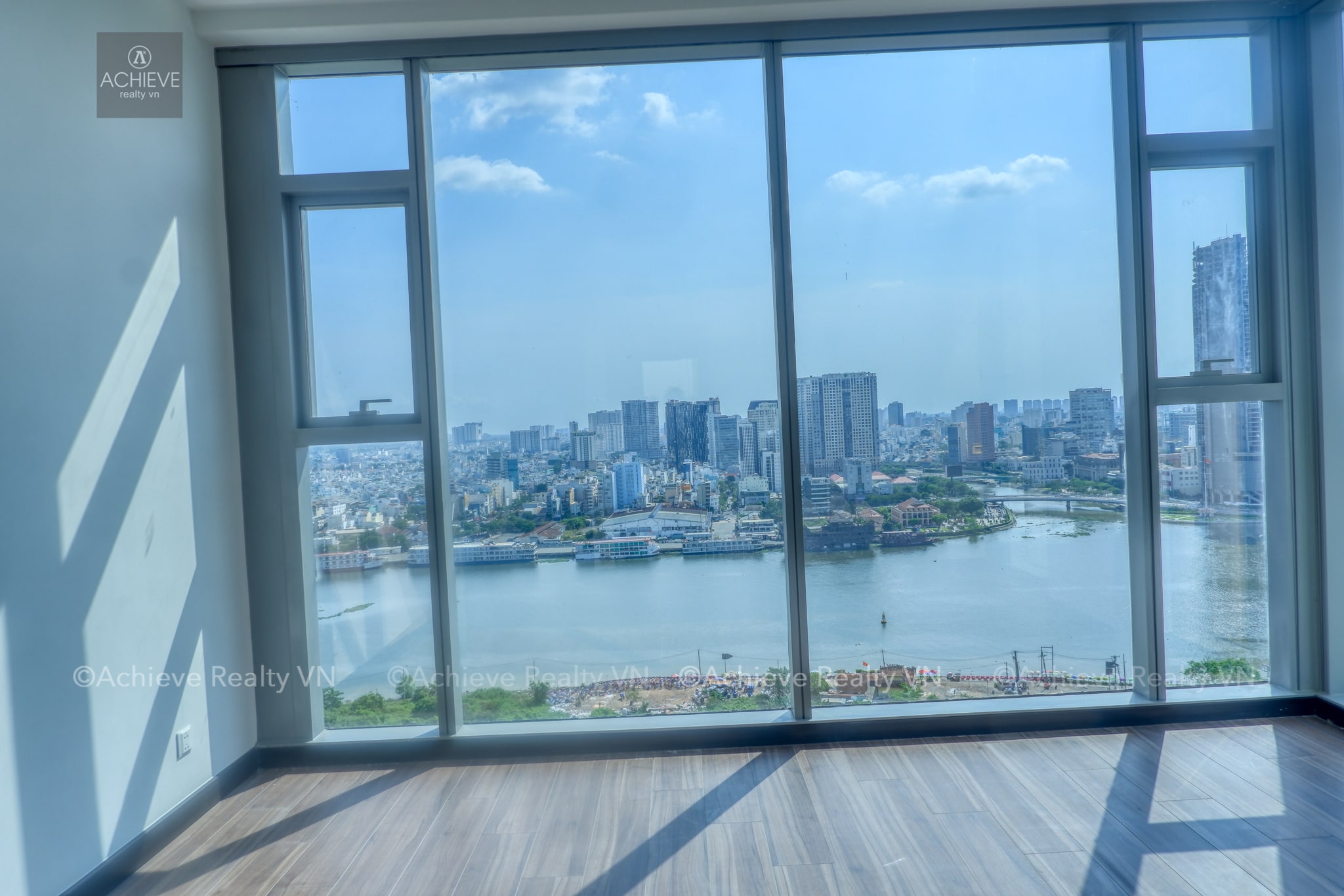 Cho thuê căn hộ Empire City tháp Tilia Residences 3 phòng ngủ nội thất cơ bản 127 m2 T2C.X.08 EC057