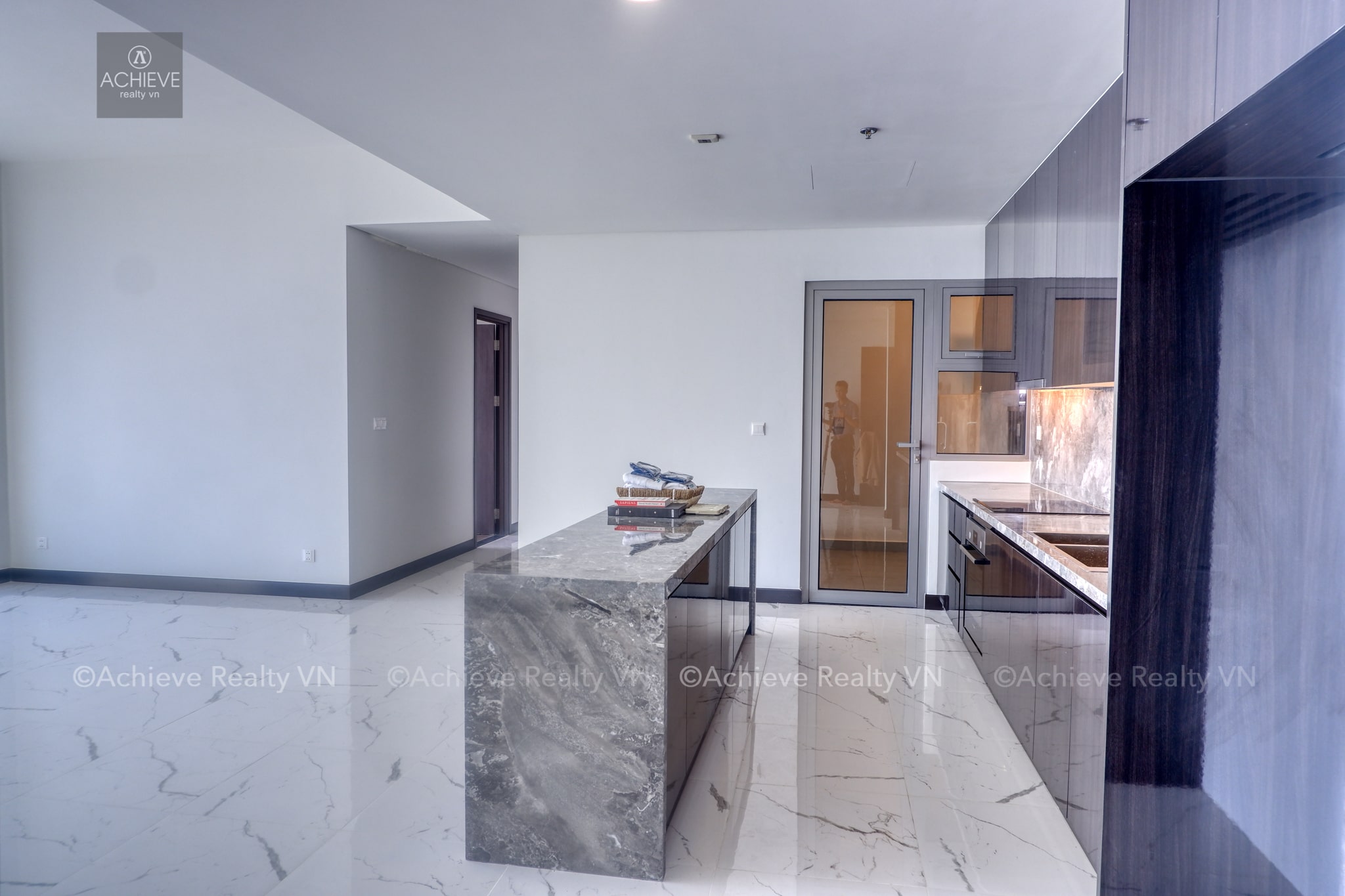 Cho thuê căn hộ Empire City tháp Tilia Residences 3 phòng ngủ nội thất cơ bản 127 m2 T2C.X.08 EC057