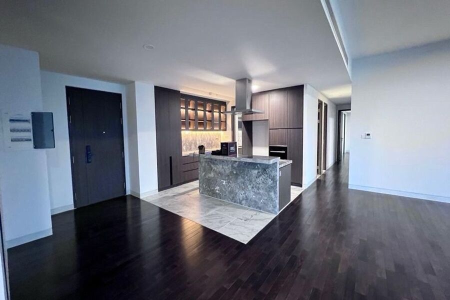 Cho thuê căn hộ 4 Phòng ngủ Cove Residences | Empire City | 212m2 | Nội thất cơ bản