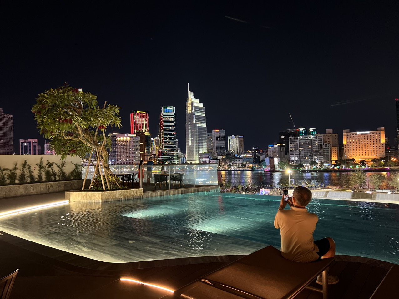 Cho thuê căn hộ 2 Phòng ngủ Opera Residence | The Metropole Thủ Thiêm | 94m2 | Nội thất cơ bản