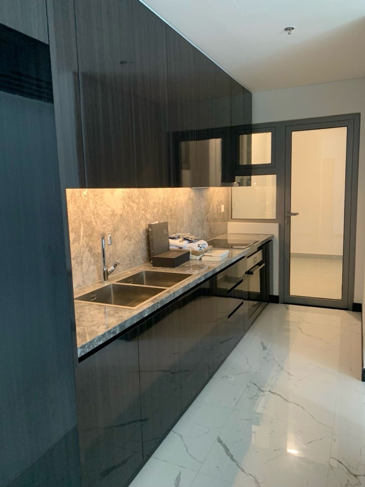 For Rent: 2-Bedroom Apartment at Tilia Residences | Empire City | 98sqm | Basic furnished