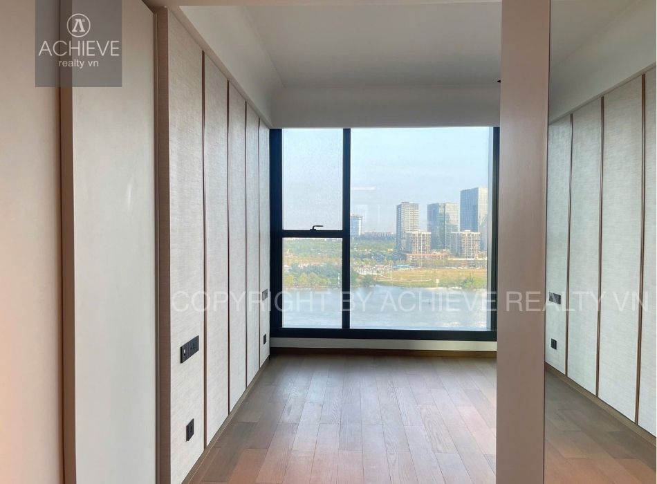 Cho thuê Căn hộ 3 Phòng Ngủ Grand Marina Saigon | SEA Tower | Nội thất cơ bản | Q648243