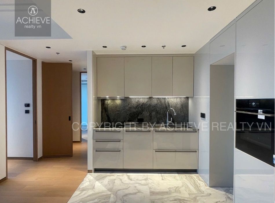 Cho thuê Căn hộ 3 Phòng Ngủ Grand Marina Saigon | SEA Tower | Nội thất cơ bản | Q648243