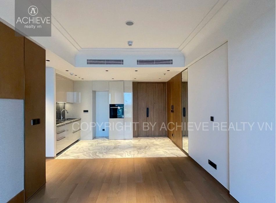 Cho thuê Căn hộ 3 Phòng Ngủ Grand Marina Saigon | SEA Tower | Nội thất cơ bản | Q648243