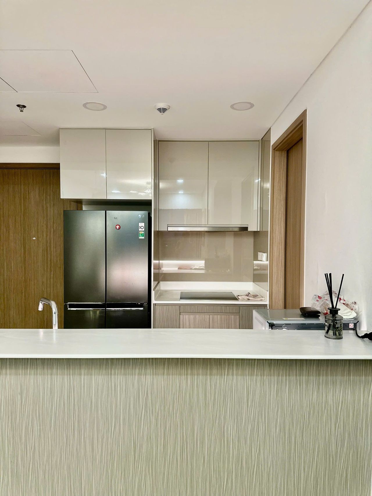 Cho thuê căn hộ 2 Phòng Ngủ | 94 m² | Full Nội Thất | The River Thủ Thiêm