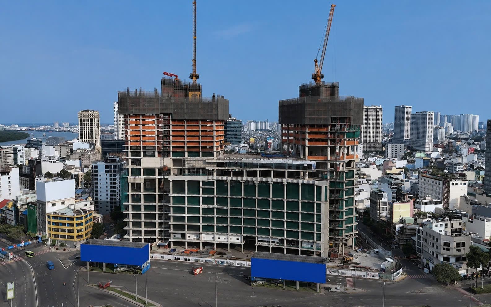Masterise Towers Sài Gòn — Căn Hộ Ritz-Carlton Residences Quận 1 | 2026