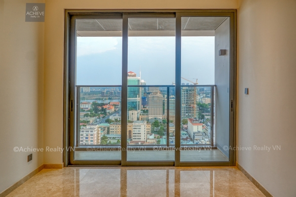 Cho thuê hoặc bán căn hộ 3 phòng ngủ The Marq Quận 1 Hong Kong Land 