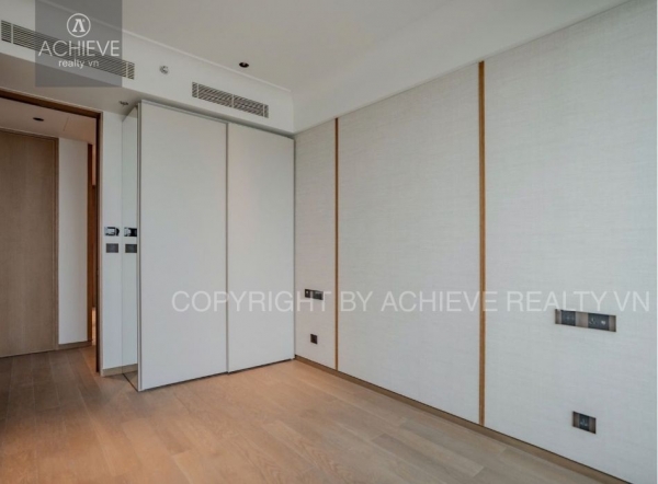 Cho thuê Căn hộ 3 Phòng Ngủ Grand Marina Saigon | SEA Tower | 125m2 | Nội thất cơ bản| Q647219-R