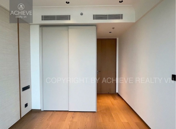 Cho thuê Căn hộ 3 Phòng Ngủ Grand Marina Saigon | SEA Tower | Nội thất cơ bản | Q648243
